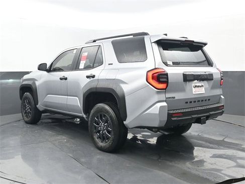 New 2026 Toyota 4Runner SR5 image 3