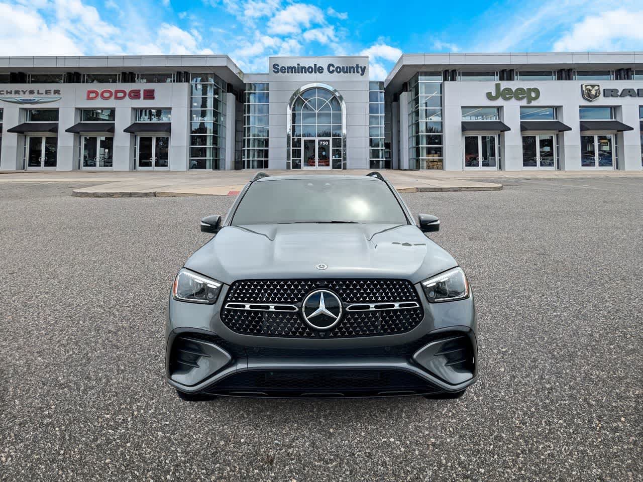 Used 2026 Mercedes-Benz GLE 450 4MATIC image 3