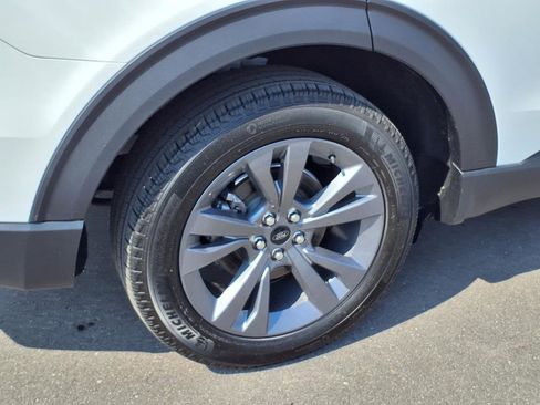 Certified 2023 Ford Explorer XLT w/ Equipment Group 202A image 27