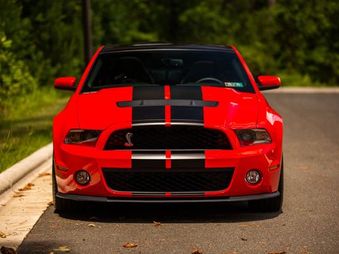 Used 2012 Ford Mustang Shelby GT500 RWD image 19