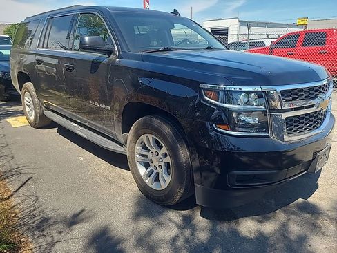 Used 2018 Chevrolet Suburban LS w/ Skid Plate Package AWD/4WD image 2