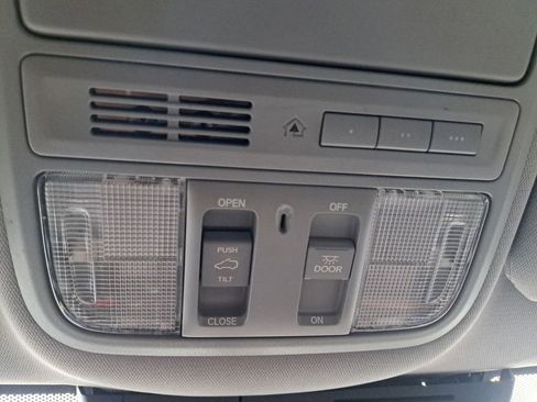 Used 2017 Honda CR-V Touring image 25