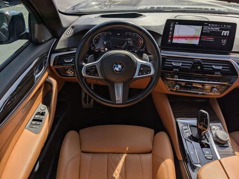 Used 2023 BMW 540i w/ M Sport Package RWD image 14