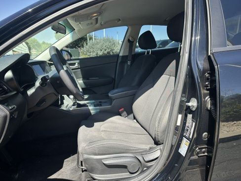 Used 2018 Kia Optima LX w/ 17" Alloy Wheels Package FWD image 11