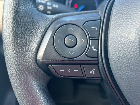 Certified 2025 Toyota RAV4 LE AWD/4WD image 15