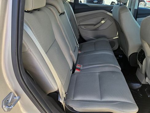Used 2018 Ford Escape SE w/ SE Sync 3 Package FWD image 19