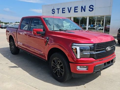 Used 2025 Ford F150 Platinum w/ FX4 Off-Road Package AWD/4WD image 3