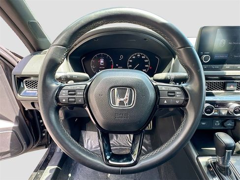 Used 2023 Honda Civic Sport image 11