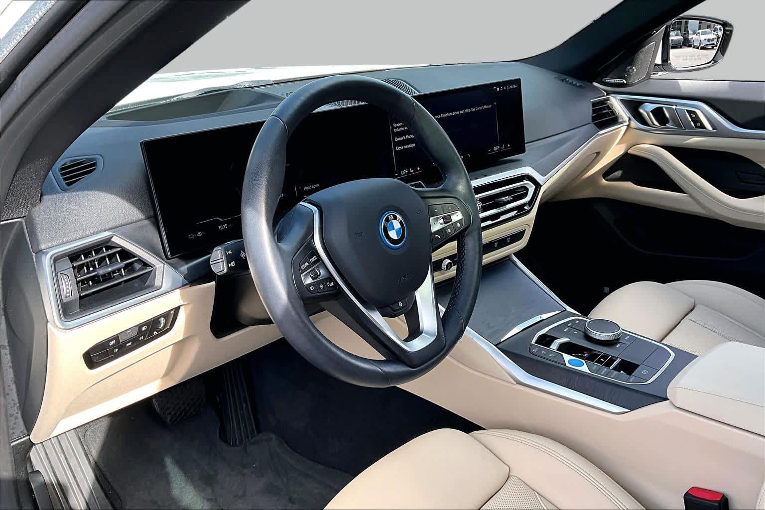 Used 2024 BMW i4 eDrive40 w/ Premium Package RWD image 17