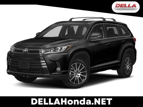 Used 2017 Toyota Highlander SE image 1