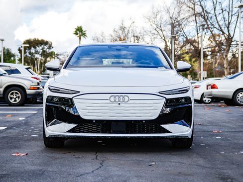 New 2025 Audi A6 e-tron Premium image 2