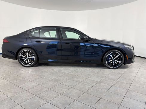 New 2026 BMW 550e xDrive AWD/4WD image 8