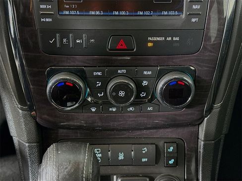 Used 2017 Buick Enclave Leather image 19