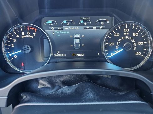 Used 2020 Ford F150 Lariat w/ Equipment Group 502A Luxury image 24