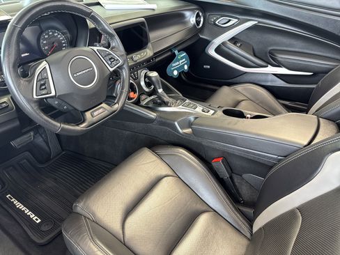 Certified 2020 Chevrolet Camaro SS image 8