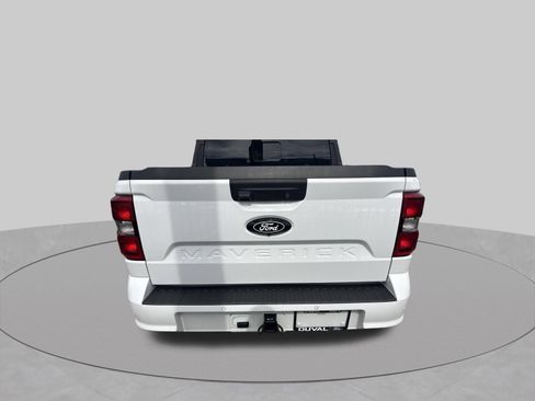 Used 2025 Ford Maverick Lobo AWD/4WD image 6