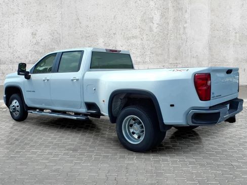 Used 2025 Chevrolet Silverado 3500 LT w/ Safety Package AWD/4WD image 8