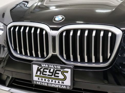 Used 2024 BMW X3 sDrive30i w/ Convenience Package RWD image 8