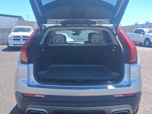 Used 2019 Cadillac XT4 Premium Luxury FWD image 9