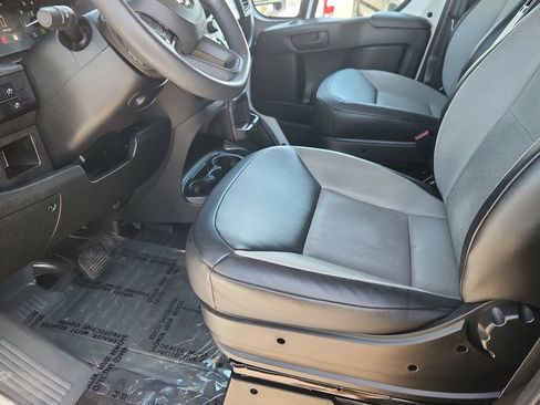 Used 2023 RAM ProMaster 2500 FWD image 7