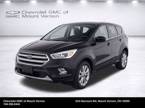 Used 2017 Ford Escape SE w/ SE Cold Weather Package AWD/4WD image 32