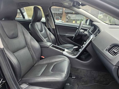 Used 2013 Volvo S60 T5 AWD/4WD image 11