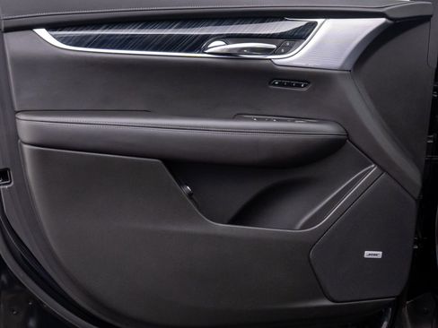 Certified 2024 Cadillac XT6 Premium Luxury w/ Technology Package image 15