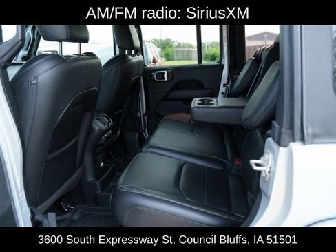 Used 2023 Jeep Wrangler Unlimited Sahara w/ Cold Weather Group AWD/4WD image 14