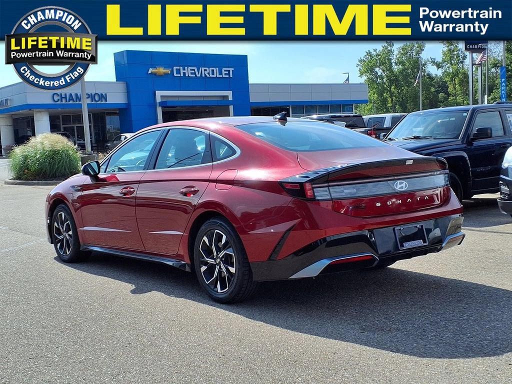 Used 2025 Hyundai Sonata SEL FWD image 7