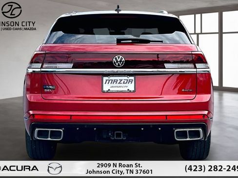 Used 2024 Volkswagen Atlas Cross Sport SEL Premium R-Line AWD/4WD image 4
