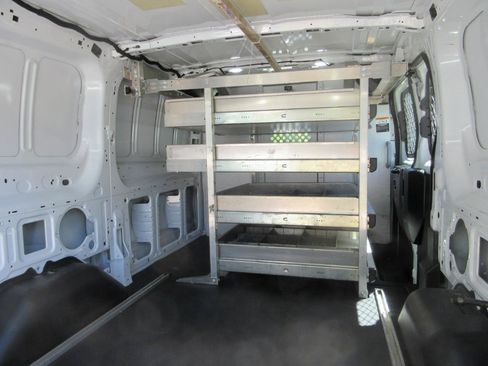 Used 2019 Ford Transit 150 130 Low Roof RWD image 15