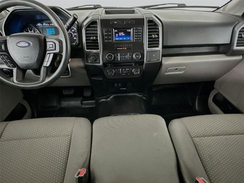 Used 2015 Ford F150 XLT w/ XTR Package image 21
