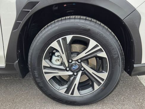 Used 2025 Subaru Crosstrek 2.0i Premium w/ Convenience Package #2 image 11