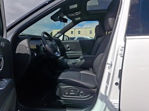 New 2026 Hyundai Palisade Calligraphy image 9