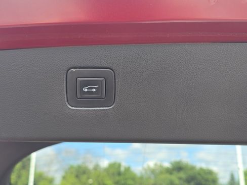 Used 2024 Buick Envista Sport Touring w/ Convenience I Package FWD image 14