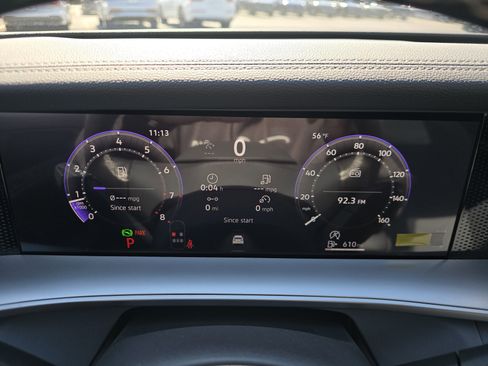 New 2026 Volkswagen Tiguan SE FWD image 22