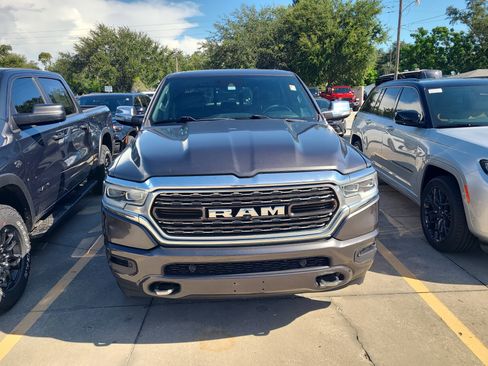 Used 2019 RAM 1500 Limited AWD/4WD image 2