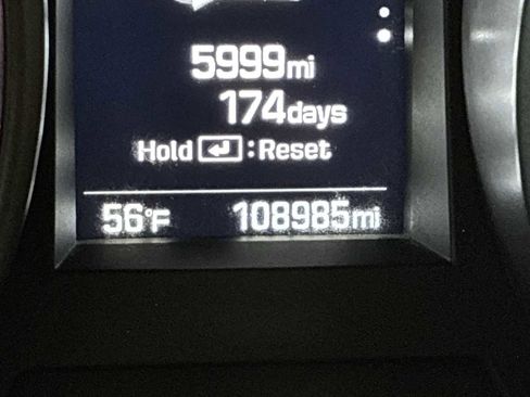 Used 2017 Hyundai Santa Fe Sport image 10