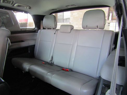 Used 2014 Toyota Sequoia Platinum RWD image 11