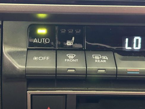 Used 2025 Toyota Camry XSE FWD image 24