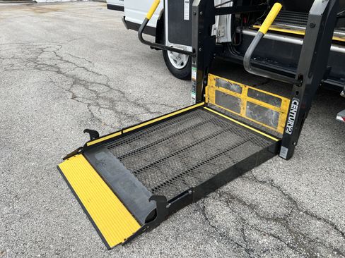 Used 2013 Ford E-350 and Econoline 350 Extended Super Duty w/ PWR Group image 20