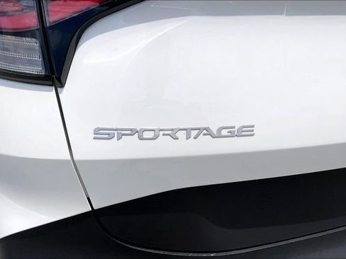 Used 2025 Kia Sportage EX w/ EX Premium Package AWD/4WD image 23