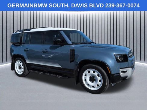 Used 2025 Land Rover Defender 110 S AWD/4WD image 3