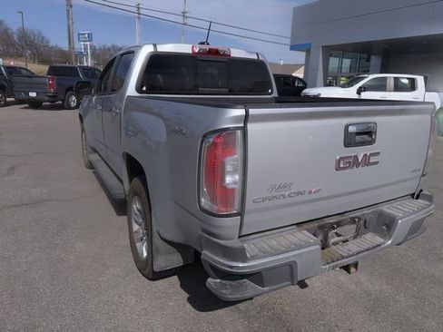 Used 2018 GMC Canyon SLE image 17