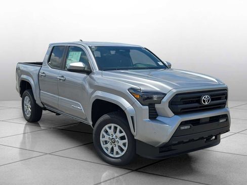 New 2025 Toyota Tacoma SR5 w/ SR5 Upgrade Package image 2