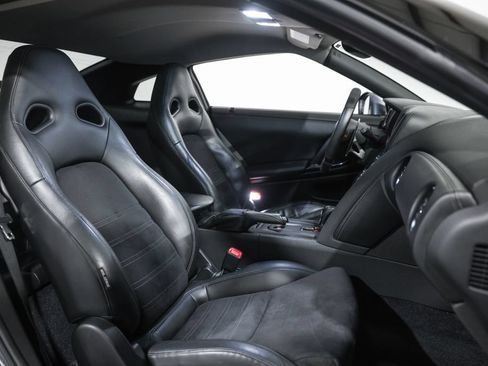 Used 2013 Nissan GT-R Premium AWD/4WD image 24