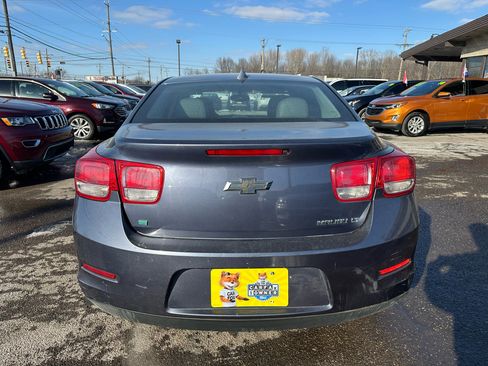 Used 2014 Chevrolet Malibu LT image 8