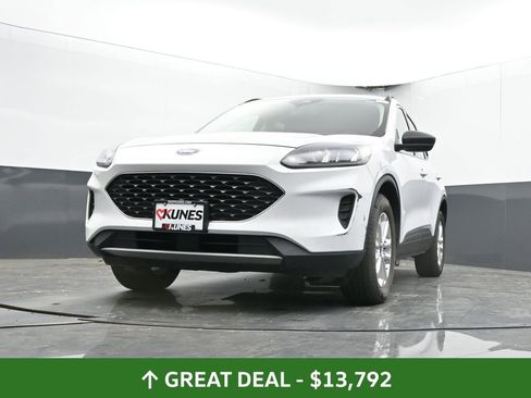 Used 2022 Ford Escape SE w/ Convenience Package image 46
