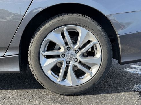 Used 2019 Honda Accord LX image 16