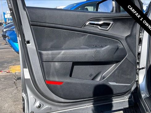 Used 2024 Kia Sportage LX image 19